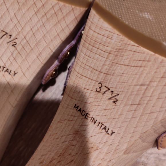 Authentic Louis Vuitton Clear Heels - Picture 12 of 14